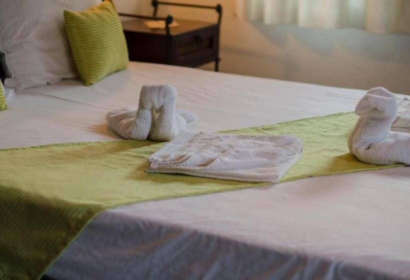 수피리어 룸, Family Hotel Dinchova Kushta