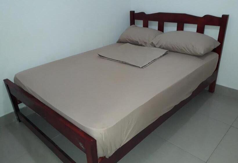 Standard room with outdoor bath, Hostal Brisas Calobrenas