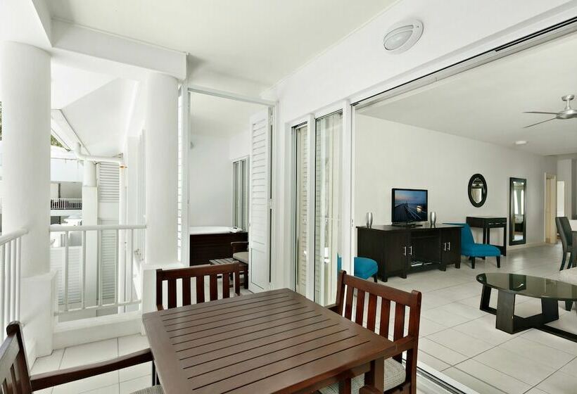 Апартаменты 3 Спальни, Peppers Beach Club & Spa