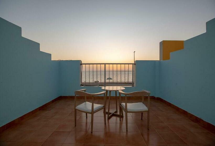 Номер Стандарт Вид на Море с Балконом, Al Jar Resort   Families Only