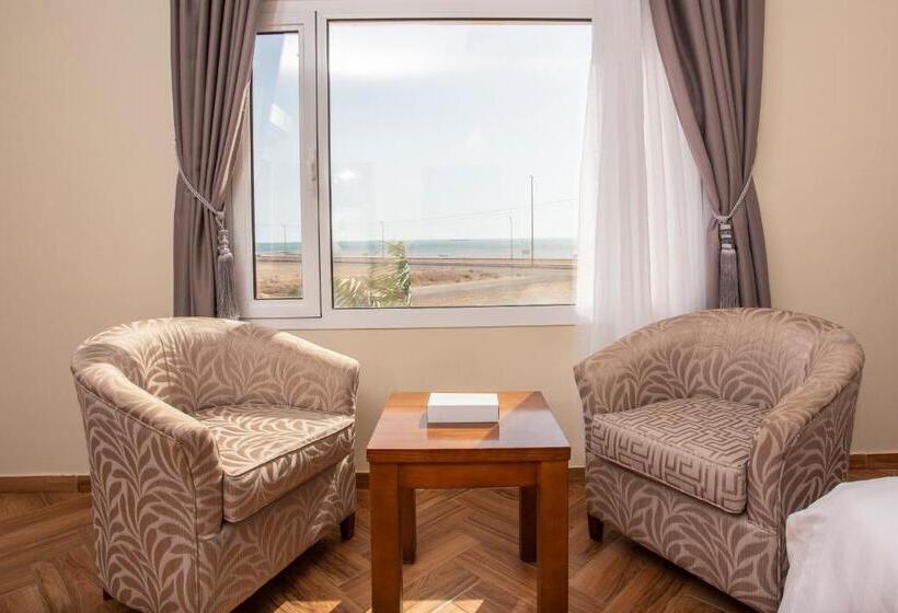 Вилла 2 Спальни Вид на Море, Al Jar Resort   Families Only