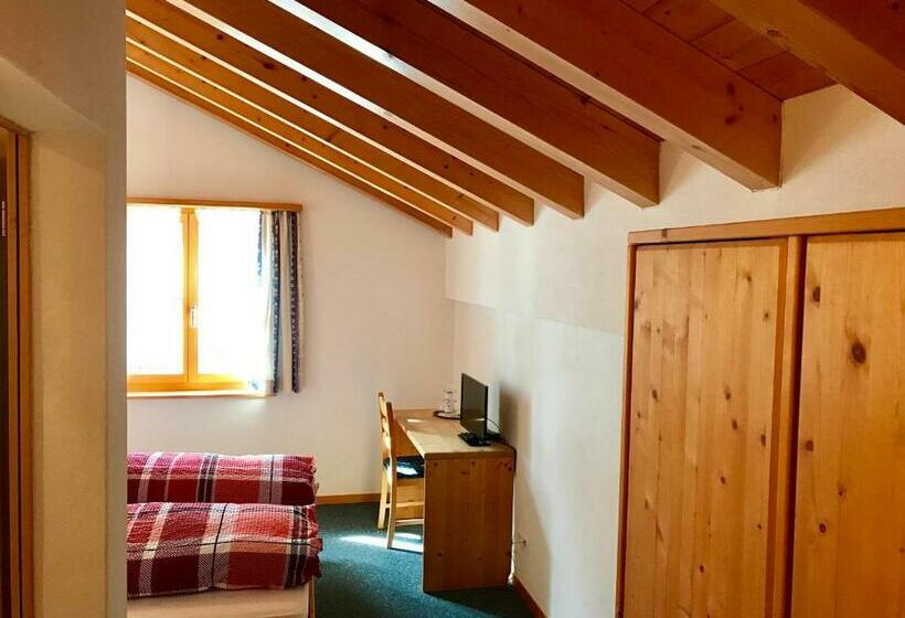Номер Стандарт Вид на Горы, Gasthaus Alpenrose
