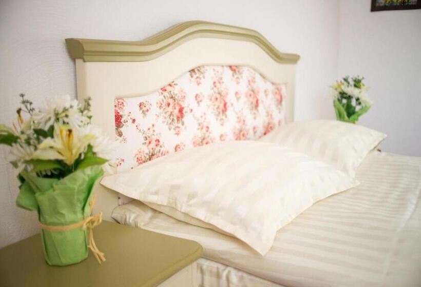침실 1개 아파트, Conacul Maria Theresa