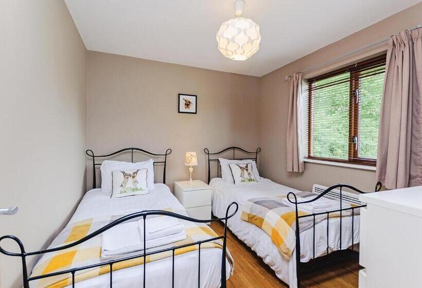 Дом 2 Спальни, Oakwood Lodges