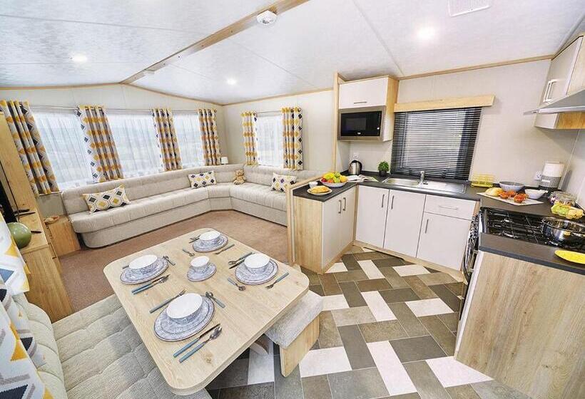 Дом 2 Спальни, Wild Rose Holiday Park
