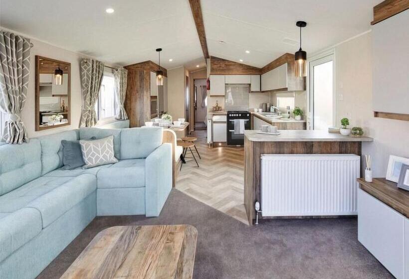 Дом 2 Спальни, Wild Rose Holiday Park