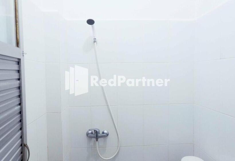 디럭스 룸, Fortuner Homestay Syariah Makassar Mitra Reddoorz