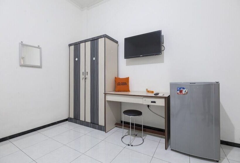 Номер Deluxe, Koolkost Near Universitas Diponegoro Semarang