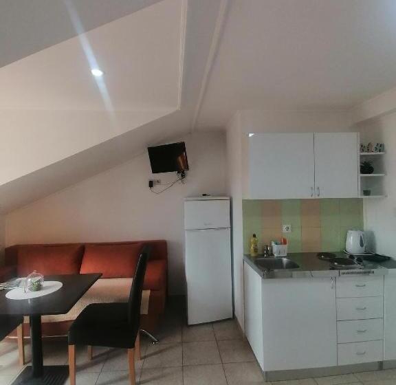 Студия Стандарт Вид на Море, Apartments Milic