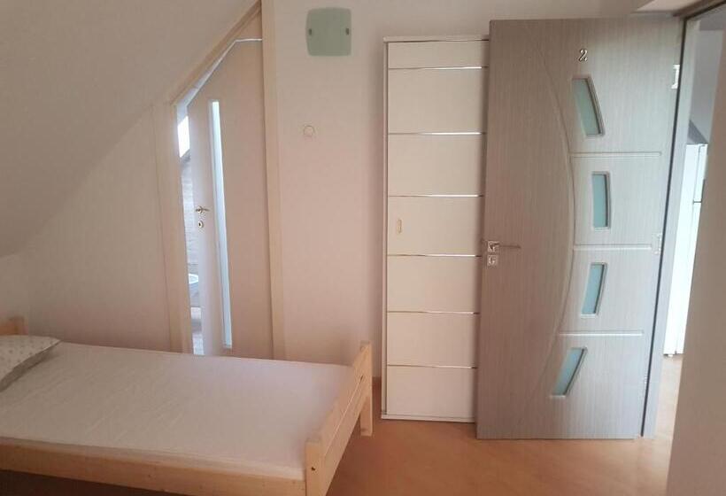 اتاق استاندارد, Lara Guest House