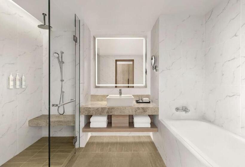 Номер Executive Кровать Кинг, Putrajaya Marriott