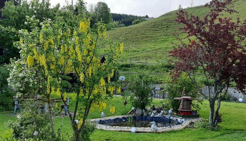 Семейный Номер, Landhotel Restaurant Willingshofer