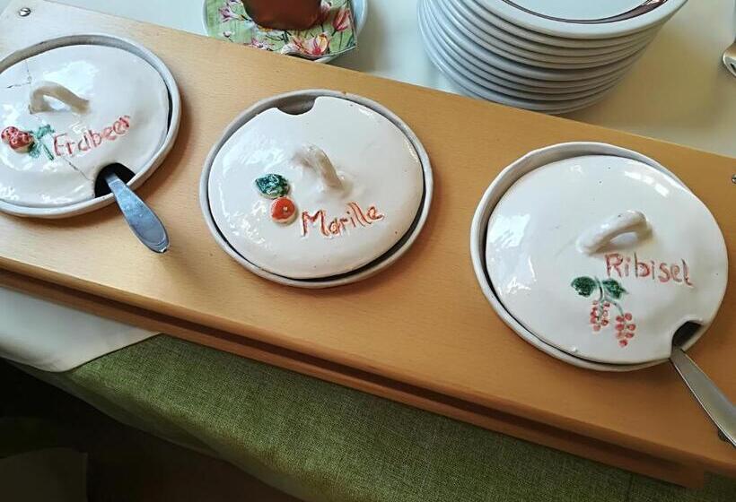 Четырехместный Номер Стандарт, Landhotel Restaurant Willingshofer