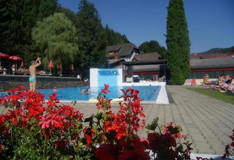 Семейный Номер, Landhotel Restaurant Willingshofer