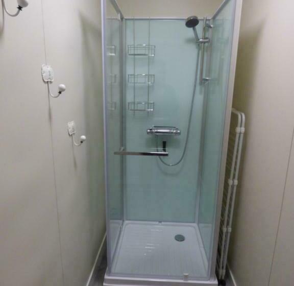 ２ベッドルームハウス, Nya Skogsgården Hostel
