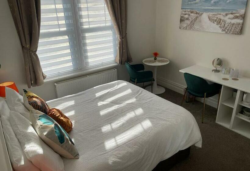Номер Стандарт, Rivendell Guest House