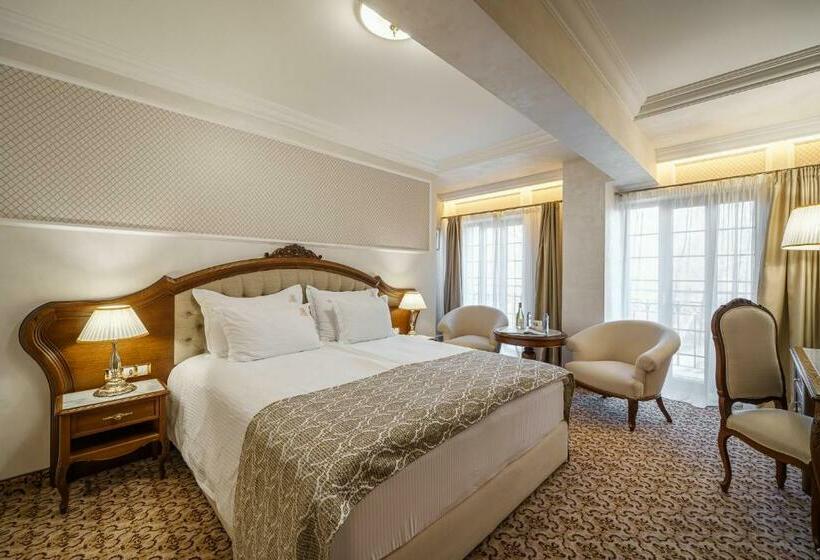 اتاق دلوکس با چشم‌انداز پارک, Residence City Garden   Certificate Of Excellence 3rd Place In Top 10 Best Five Stars City Hotels Fo
