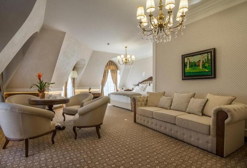 استودیوی استاندارد, Residence City Garden   Certificate Of Excellence 3rd Place In Top 10 Best Five Stars City Hotels Fo