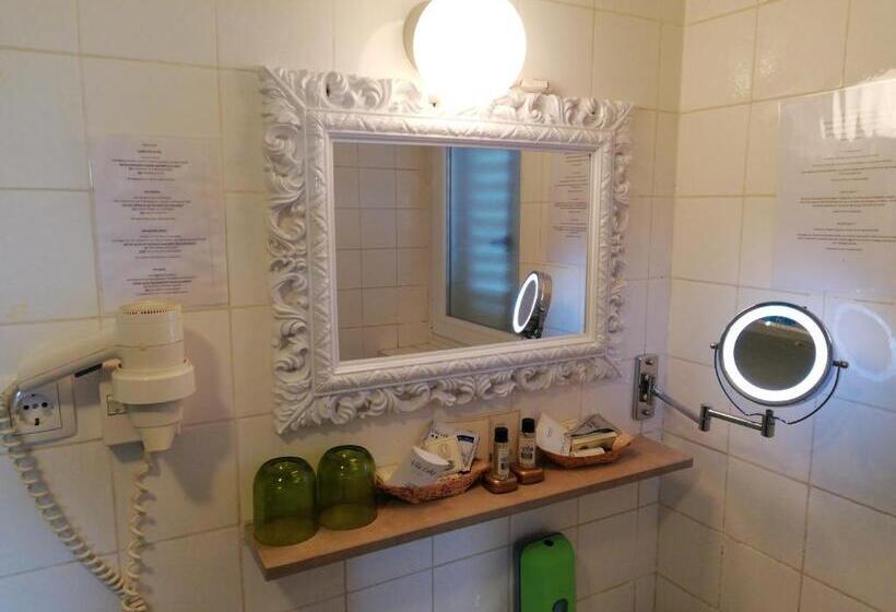 اتاق استاندارد با چشم‌انداز باغ, Guest House Vila Luka