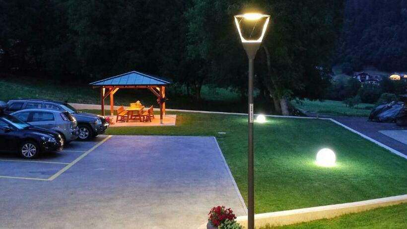 침실 2개 아파트, Villetta Val Di Sole