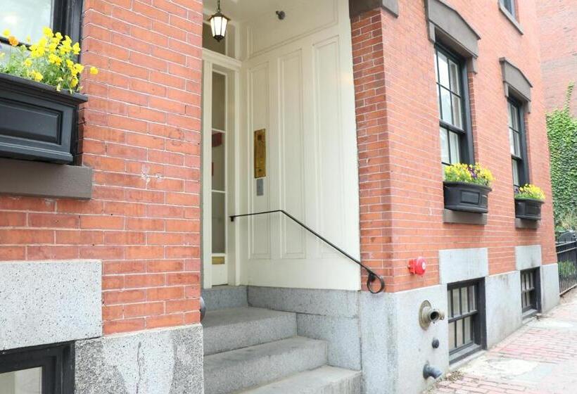 Студия Стандарт, Comfy Beacon Hill Studio Great For Work Travel #13