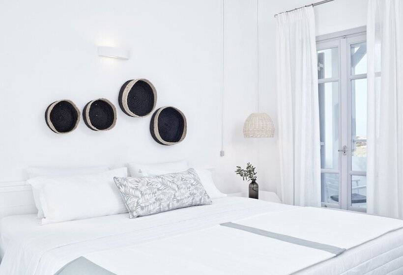 Номер Economy, Mr And Mrs White Paros