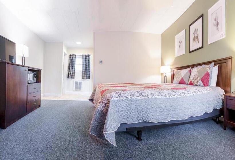 Семейный Номер, Acadia Pines Motel