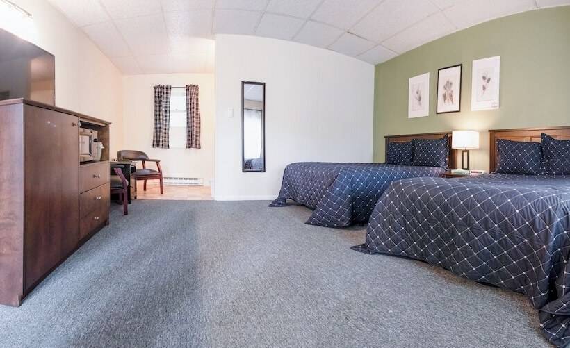 Standart Oda, Acadia Pines Motel