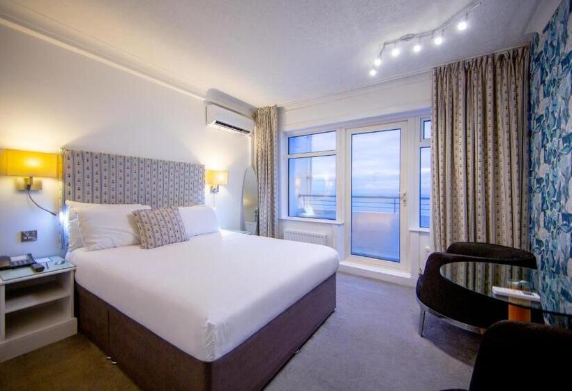 اتاق استاندارد با بالکن و چشم‌انداز دریا, Cumberland Hotel   Oceana Collection