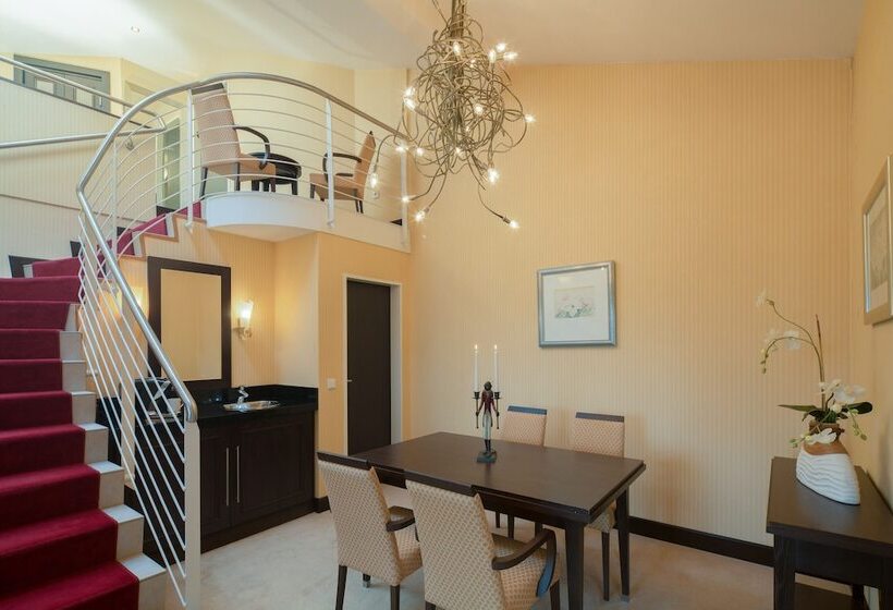 Люкс, Best Western Premier Castanea Resort