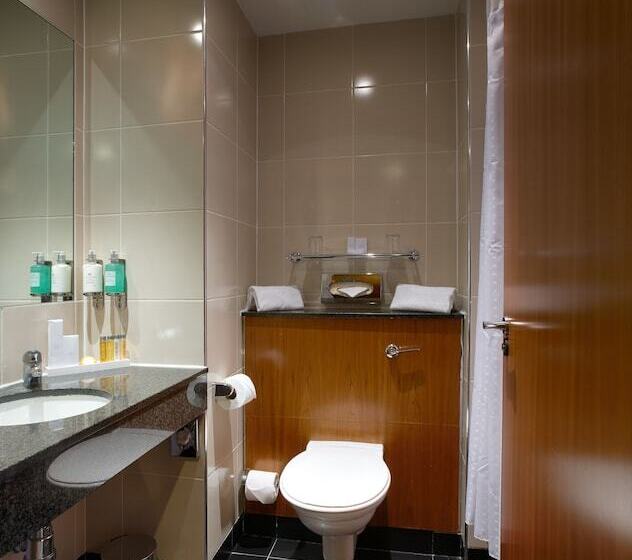 Номер Стандарт, Holiday Inn Bristol Airport, An Ihg