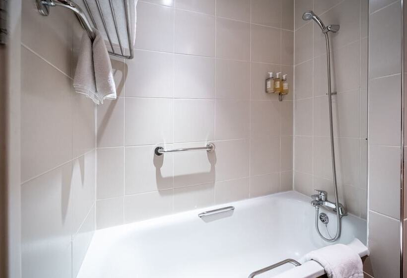 Номер Премиум, Holiday Inn Bristol Airport, An Ihg