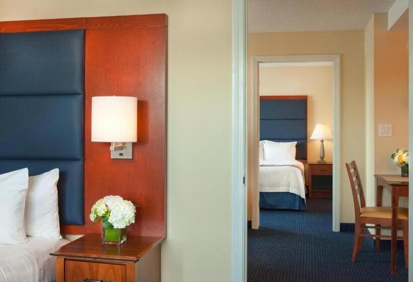 침실 2개 스위트, Residence Inn By Marriott Boston Harbor On Tudor Wharf