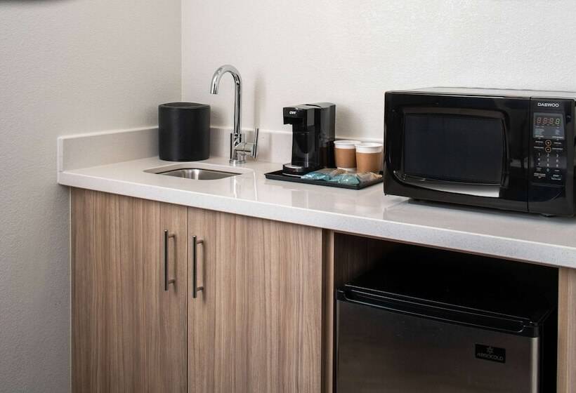 Suite, Sonesta Select Nashville Airport Suites