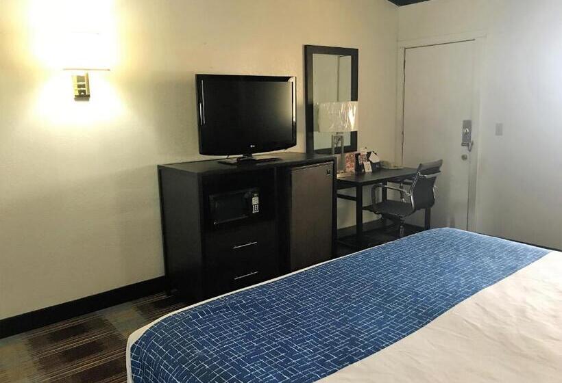 Номер Стандарт, Travelodge By Wyndham New Braunfels
