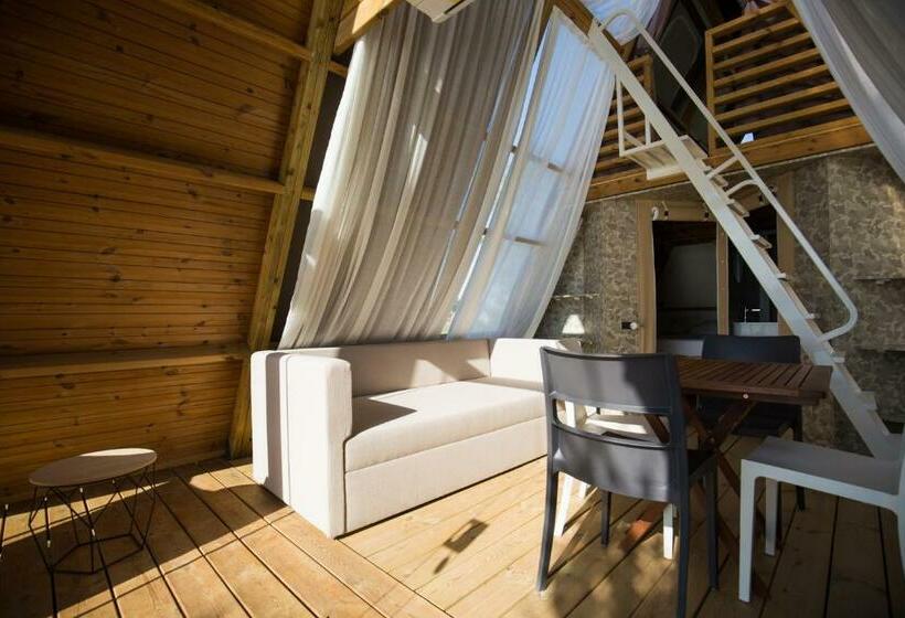 چادر با خدمات رفاهی استاندارد, Nabi Resort Glamping & Spa
