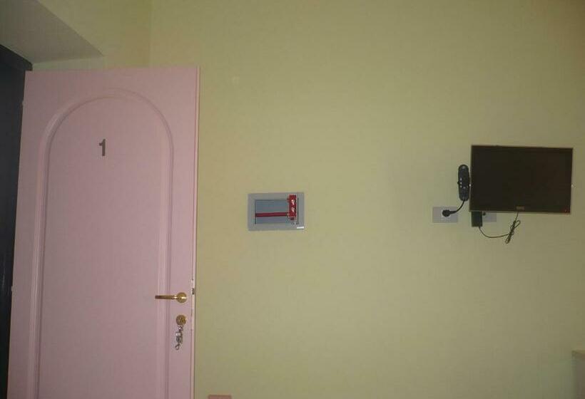اتاق استاندارد, B&b Sardinia Room Siscaledda