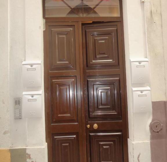 سوییت, Be Coimbra Hostels