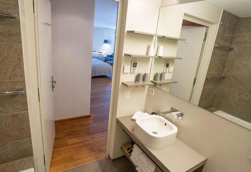 Семейный Номер, B & B Longhin