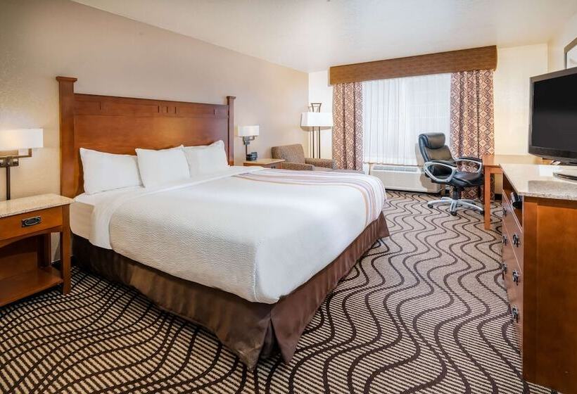 Номер Стандарт Двуспальная Кровать, Best Western Plus Riverfront Hotel And Suites