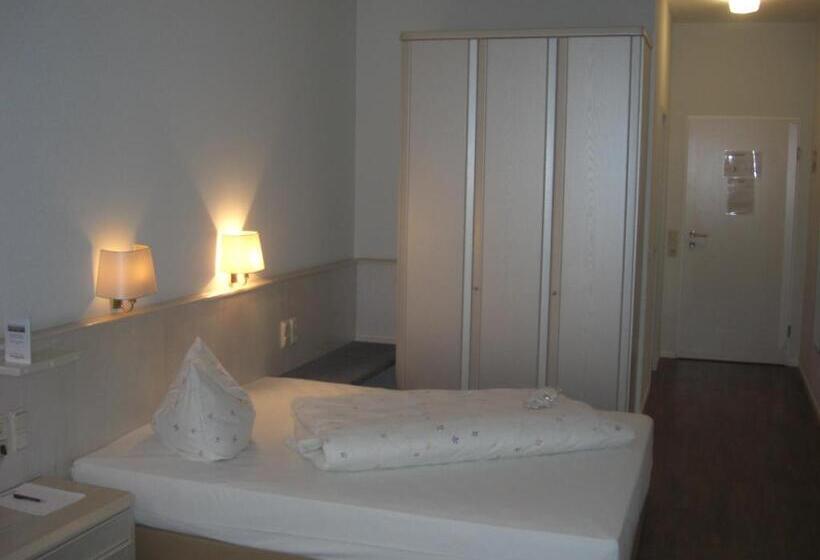 Номер Комфорт Индивидуальный, Euro Park Hotel Hennef