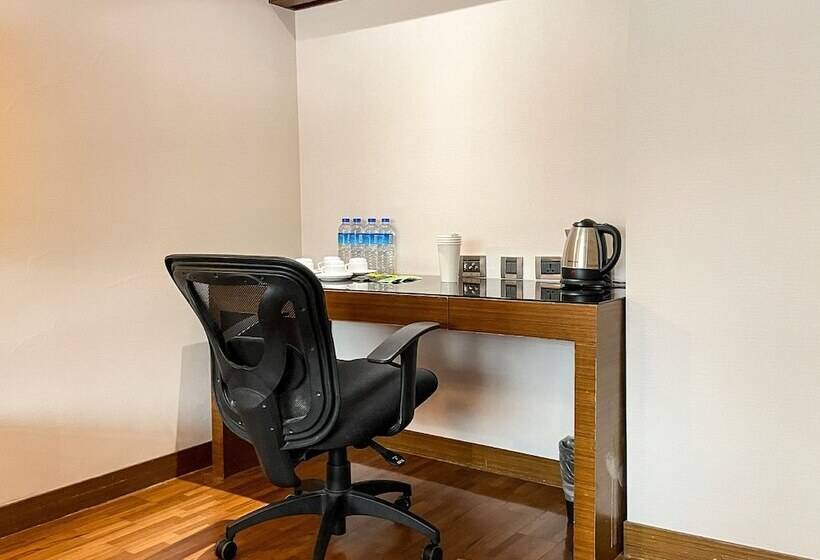 اتاق لوکس چهار تخته, Guide Hotel Taipei Bade