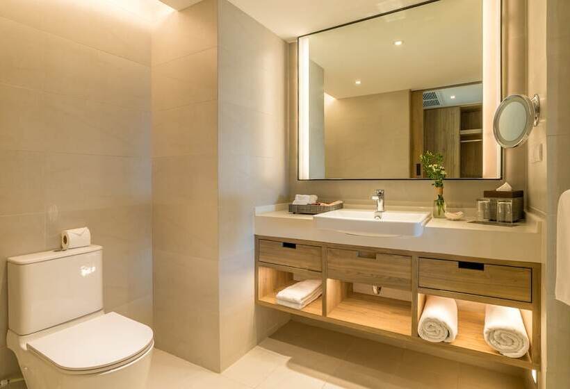 스탠다드 룸 더블 침대, Holiday Inn Resort Krabi Ao Nang Beach  An Ihg