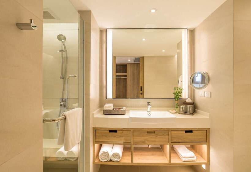 프리미엄 룸 도시 전망, Holiday Inn Resort Krabi Ao Nang Beach  An Ihg