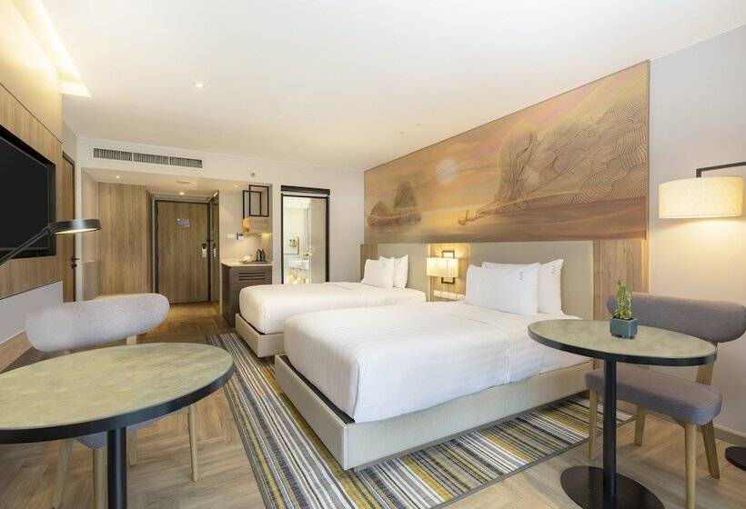 프리미엄 룸 풀장 전망, Holiday Inn Resort Krabi Ao Nang Beach  An Ihg