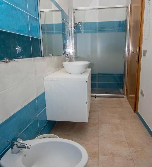 Четырехместный Номер Стандарт, A.i.r. Hotel Gabbiano