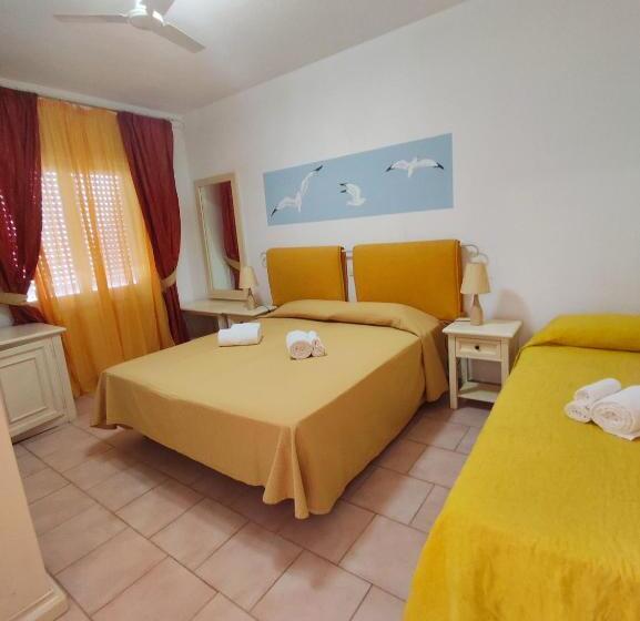 Четырехместный Номер Стандарт, A.i.r. Hotel Gabbiano
