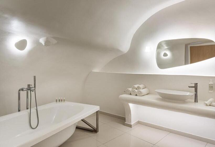 시니어 스위트, Katikies Chromata Santorini   The Leading Hotels Of The World