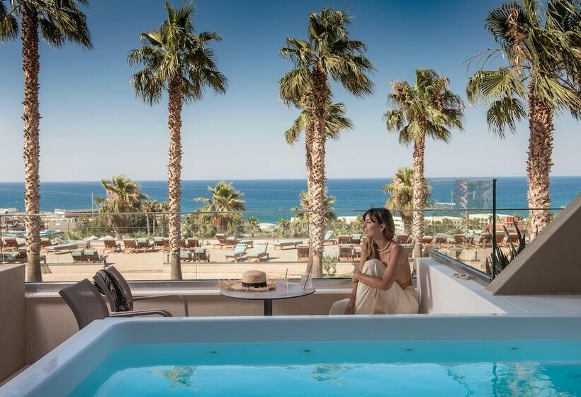 סוויטה נוף לים, Royal & Imperial Belvedere Resort