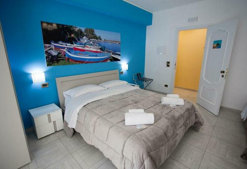 اتاق کلاسیک سه تخته, B&b Al Duomo Milazzo